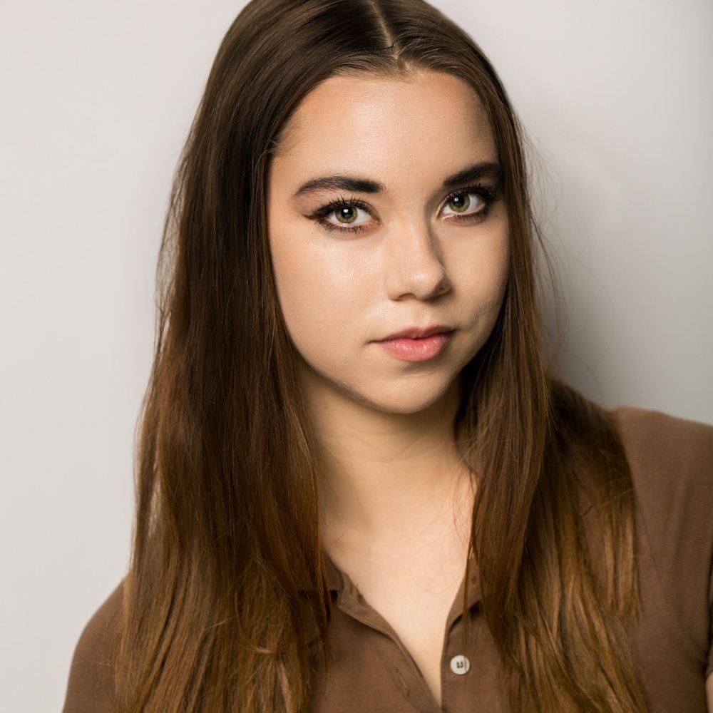 Meet your Posher, Elizabeth